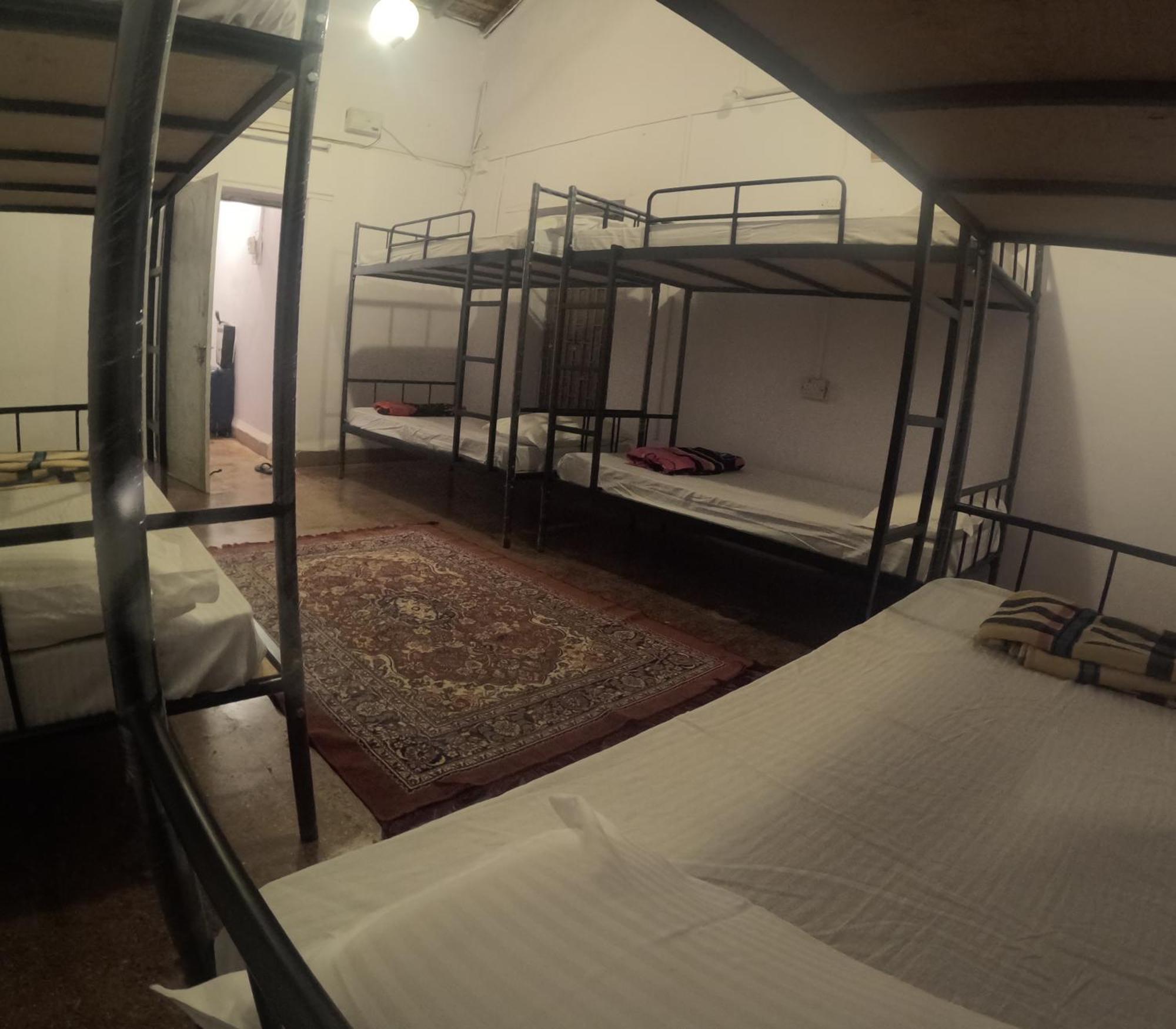 Streetmates Hostel 安君纳 外观 照片