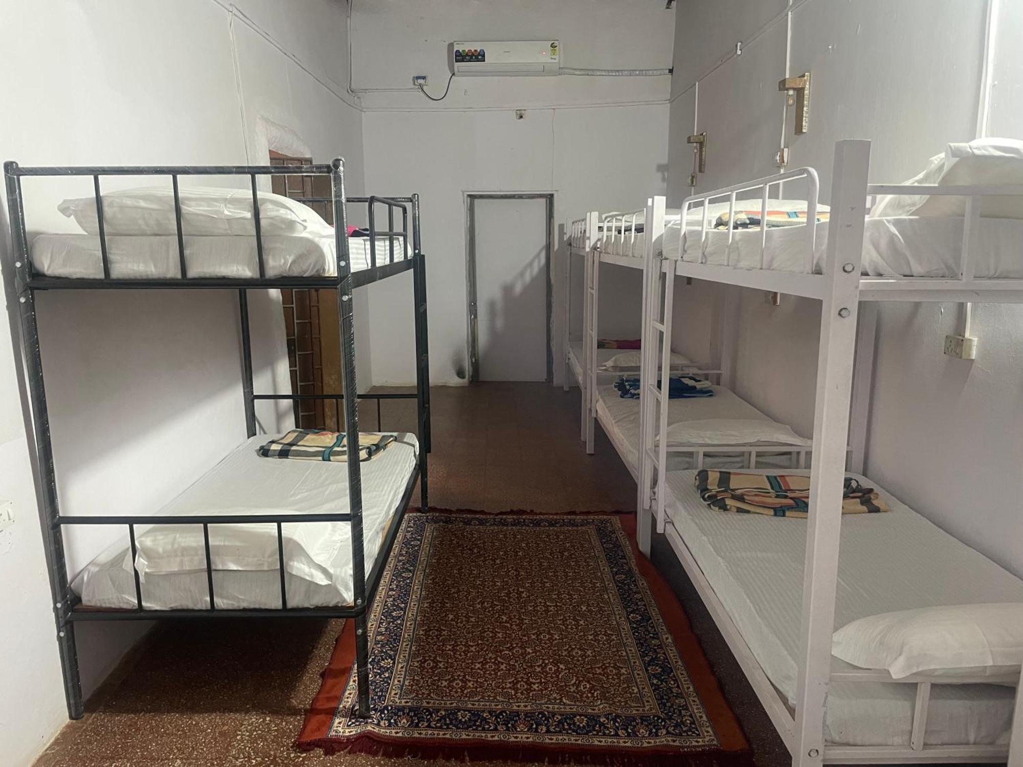 Streetmates Hostel 安君纳 外观 照片